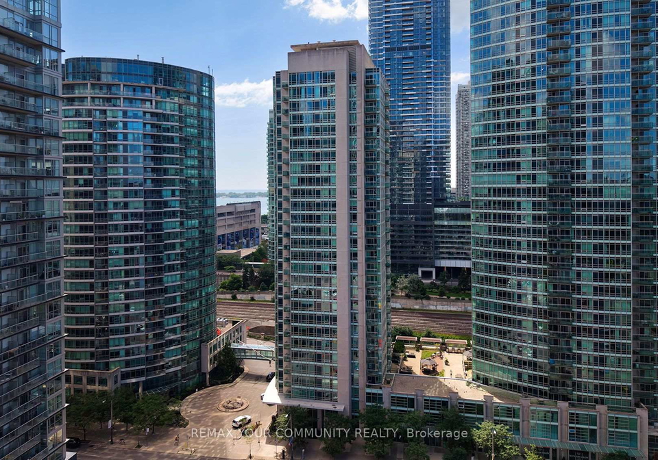 381-front-street-w-toronto-toronto-ontario-c13583442