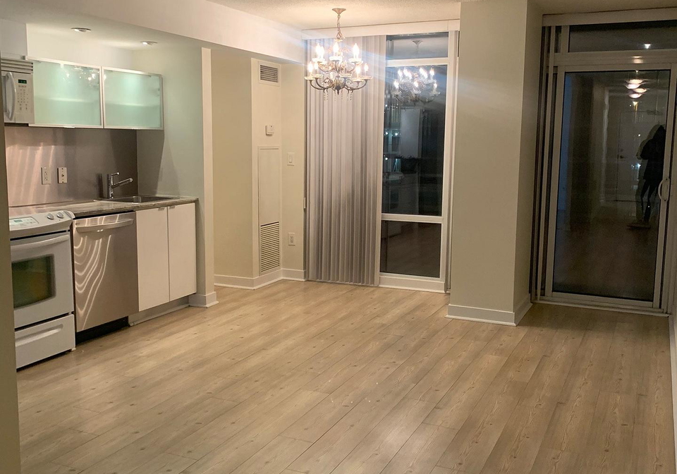 4k-spadina-avenue-toronto-toronto-ontario-c13583508
