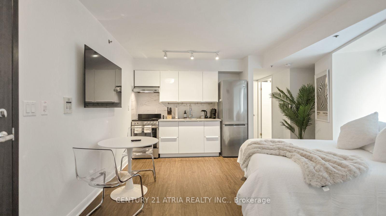 210-victoria-street-toronto-toronto-ontario-c13583680