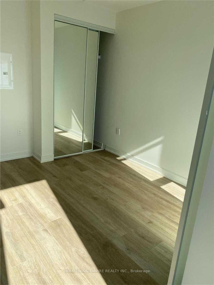 1-yorkville-avenue-toronto-toronto-ontario-c13583690