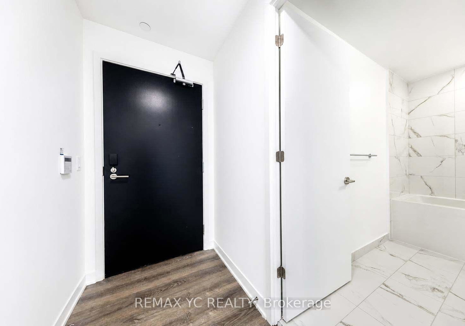 180-front-street-e-toronto-toronto-ontario-c13583804
