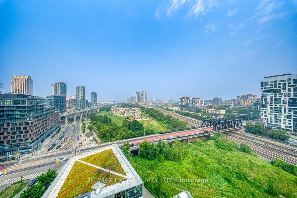 170-fort-york-boulevard-toronto-toronto-ontario-c13584598