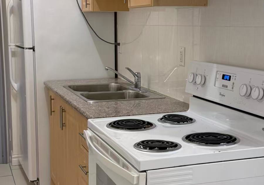 413-spadina-avenue-toronto-toronto-ontario-c13584844