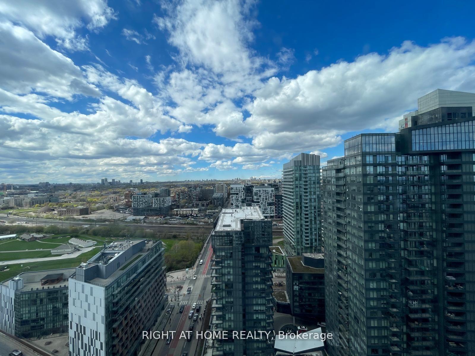 19-bathurst-street-toronto-toronto-ontario-c13584856