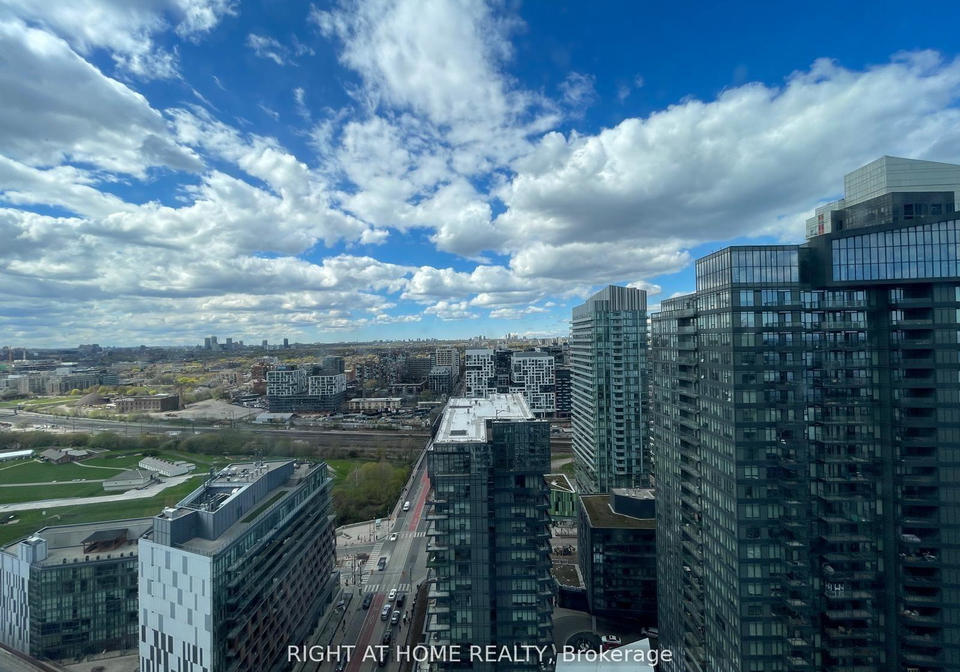 19-bathurst-street-toronto-toronto-ontario-c13584856