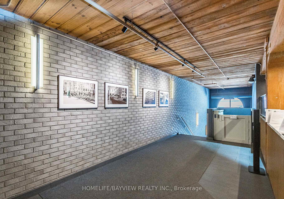 993-queen-street-w-toronto-toronto-ontario-c13585046