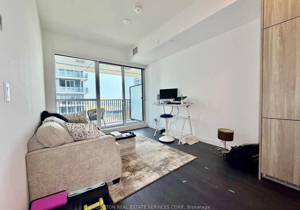 68-esther-shiner-boulevard-toronto-north-york-ontario-c13585148