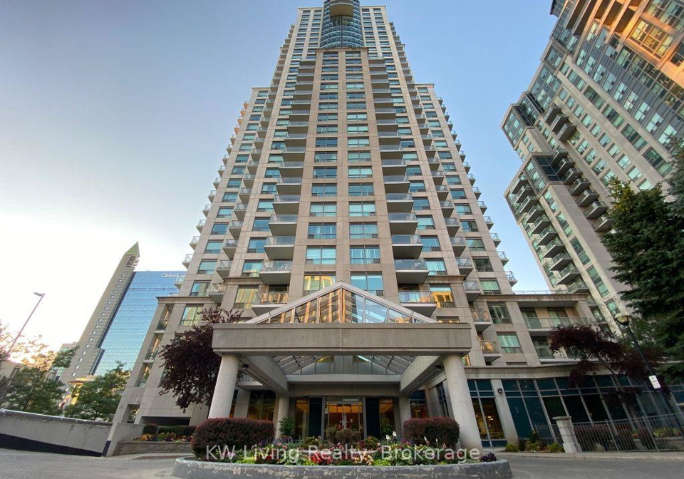 21-hillcrest-avenue-toronto-north-york-ontario-c13585424