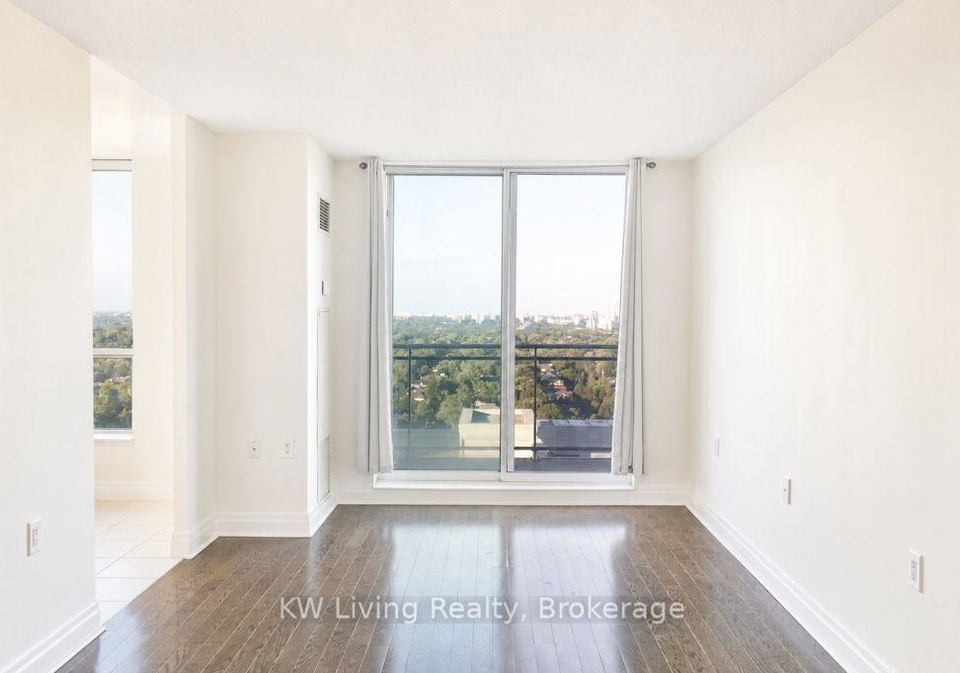 21-hillcrest-avenue-toronto-north-york-ontario-c13585424
