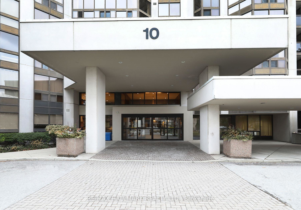 10-kenneth-avenue-toronto-north-york-ontario-c13585930