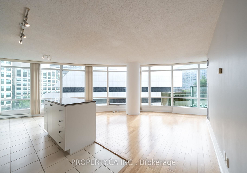 361-front-street-w-toronto-toronto-ontario-c13585956