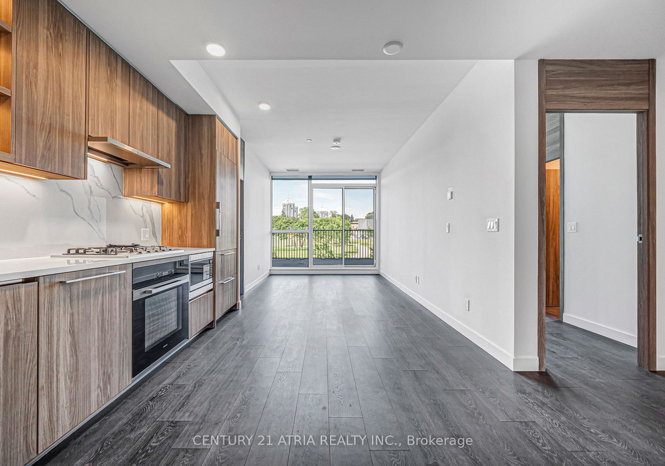 18-esther-shiner-boulevard-toronto-north-york-ontario-c13585982