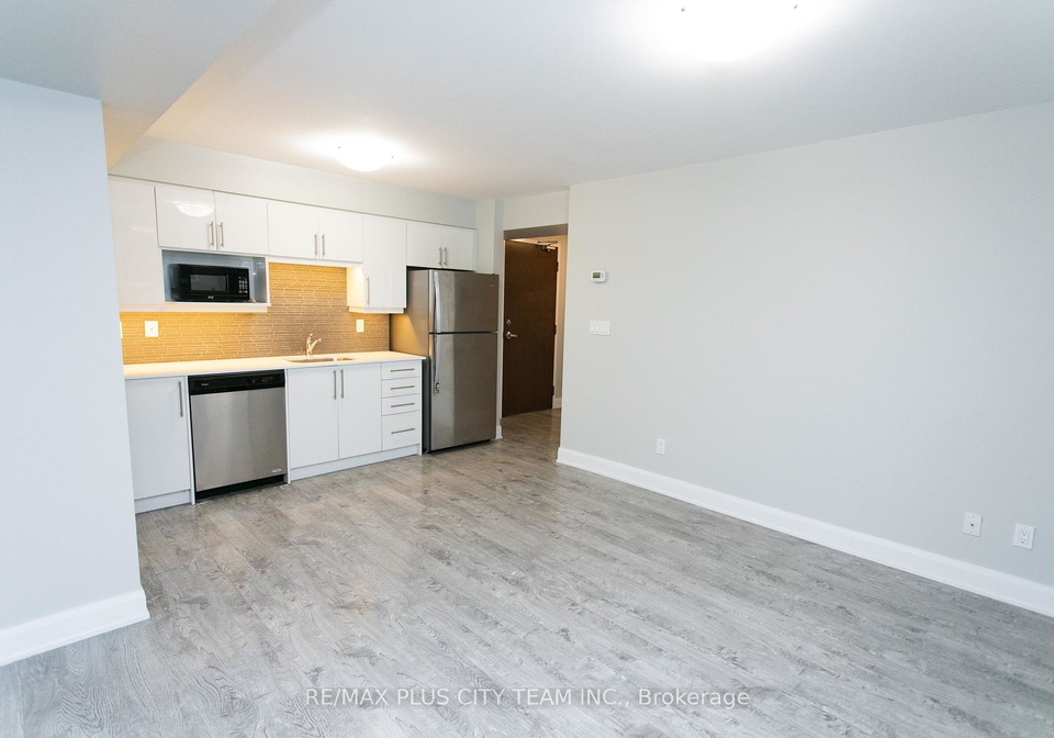 686-bathurst-street-toronto-toronto-ontario-c13586044