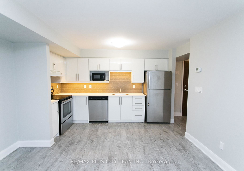 686-bathurst-street-toronto-toronto-ontario-c13586044
