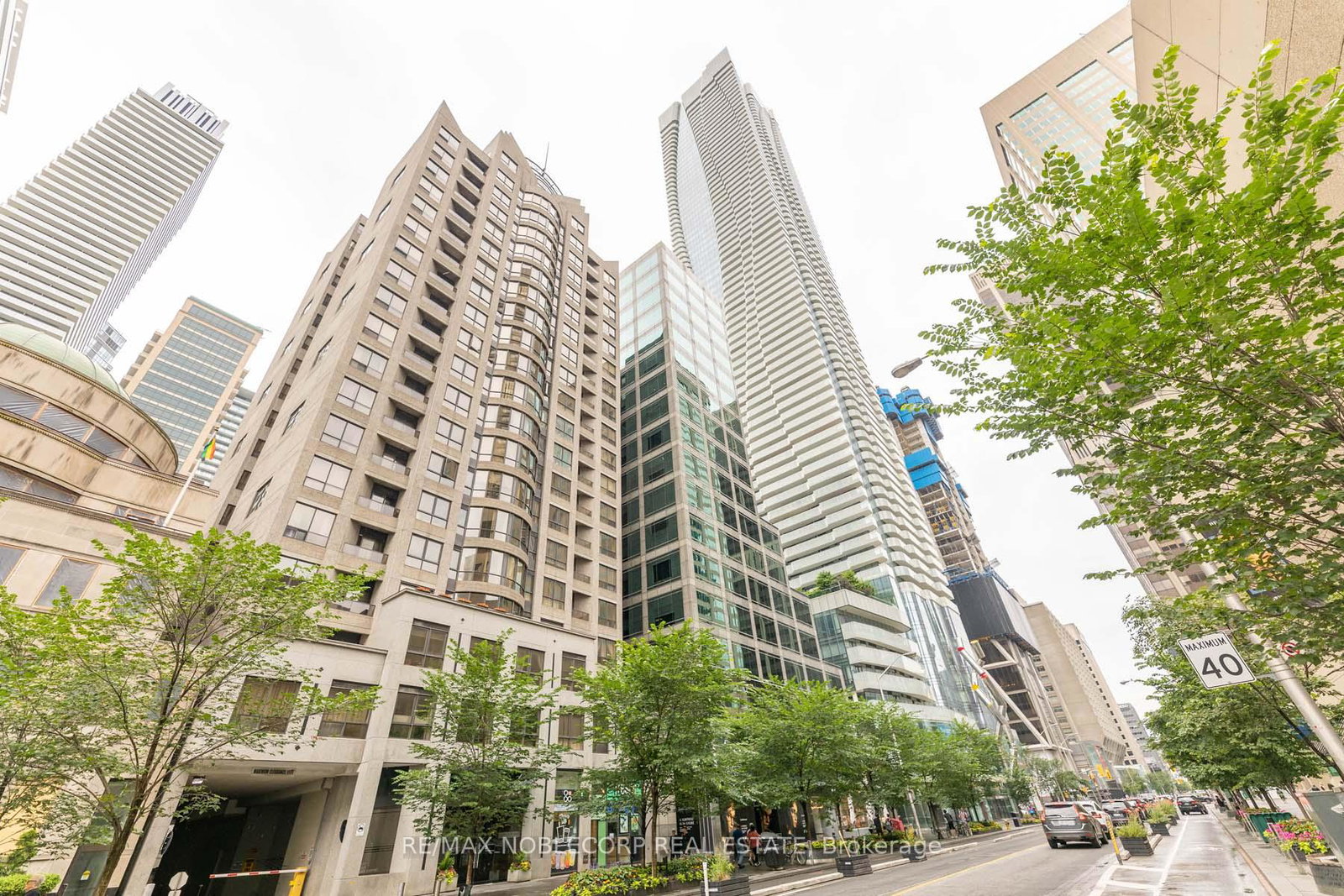 55-bloor-street-e-toronto-toronto-ontario-c13586218