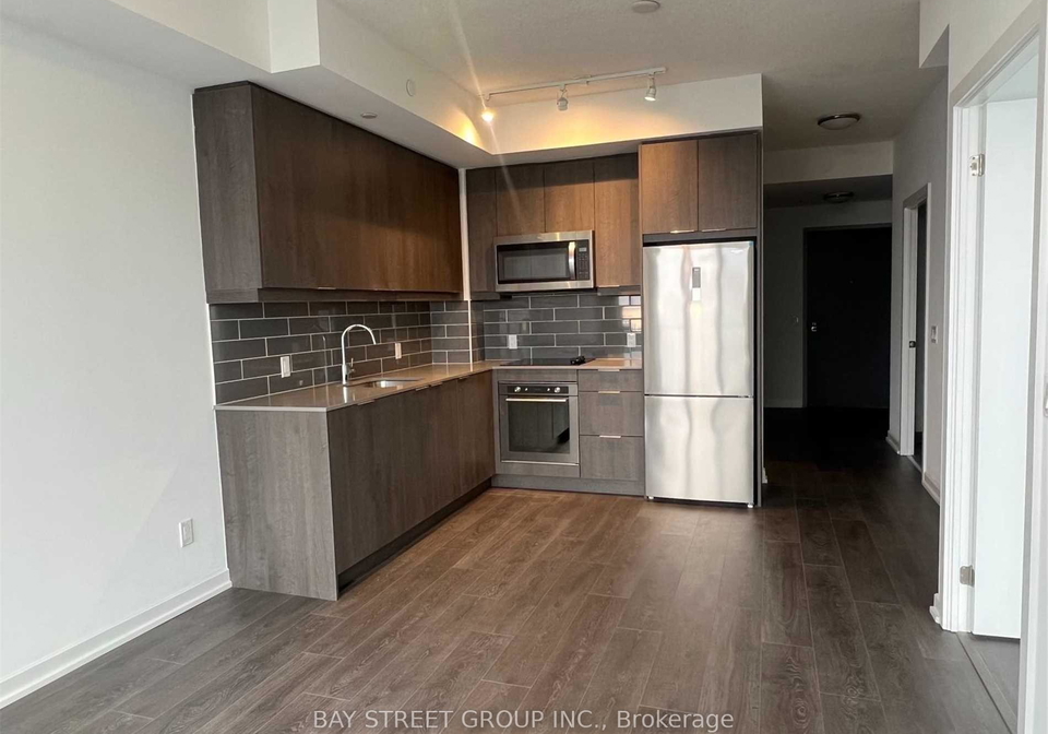 32-forest-manor-road-toronto-north-york-ontario-c13586514
