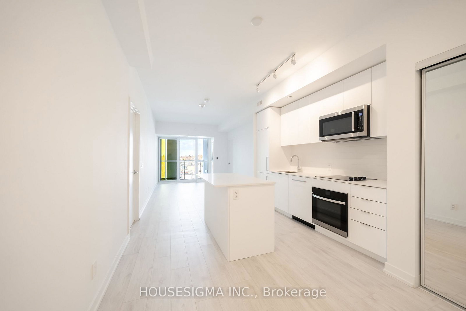 181-sheppard-avenue-e-toronto-north-york-ontario-c13586526