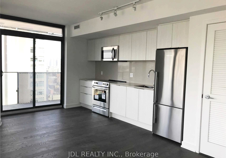25-richmond-street-e-toronto-toronto-ontario-c13586590