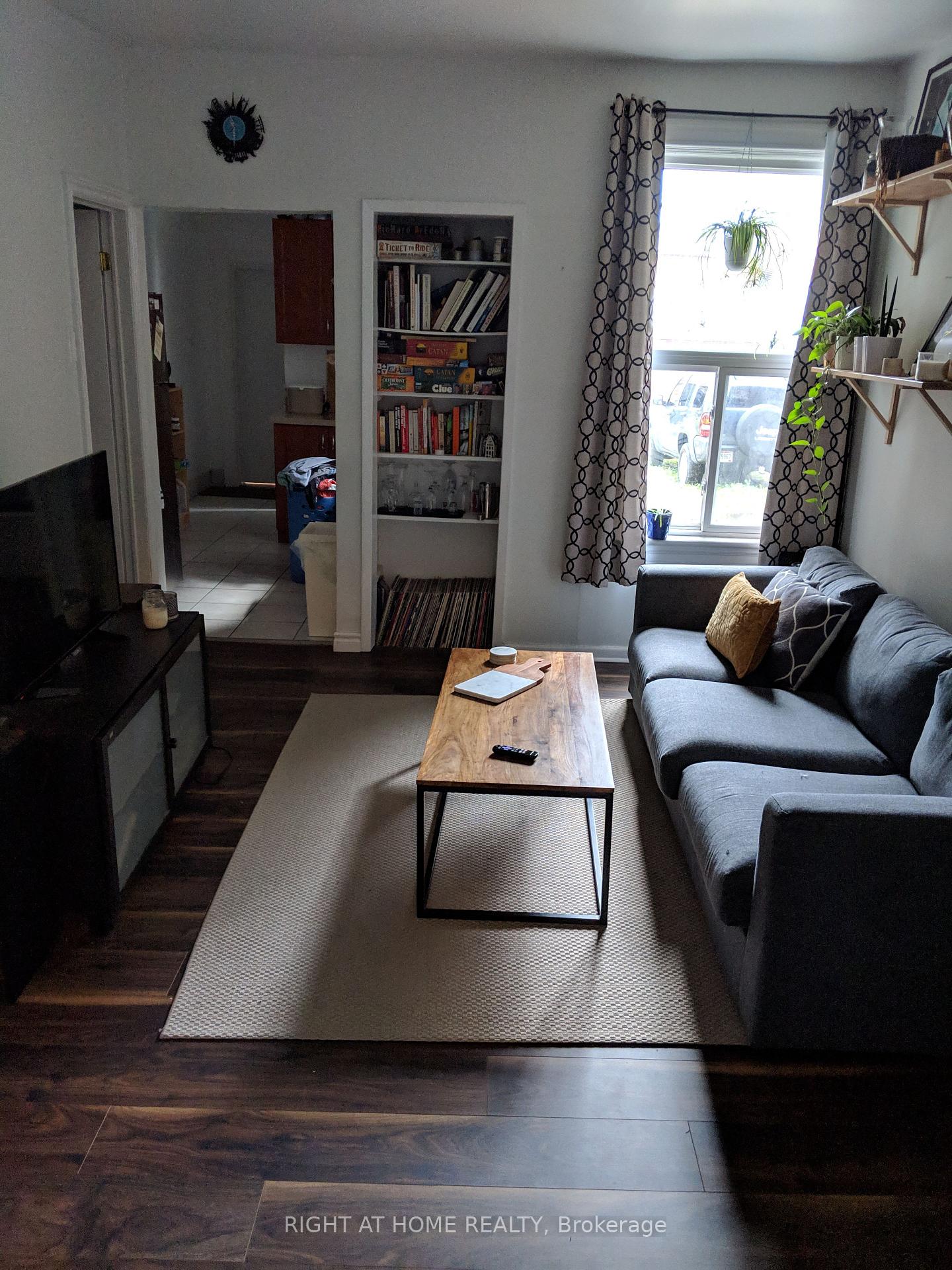 715-ossington-avenue-toronto-toronto-ontario-c13586696
