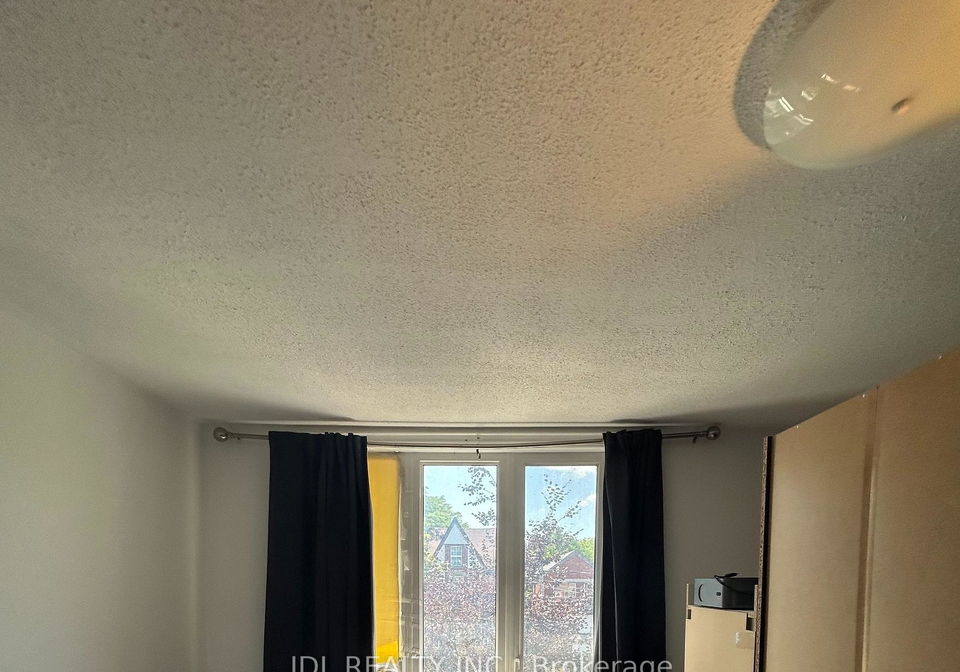 99-clinton-st-street-toronto-toronto-ontario-c13586752