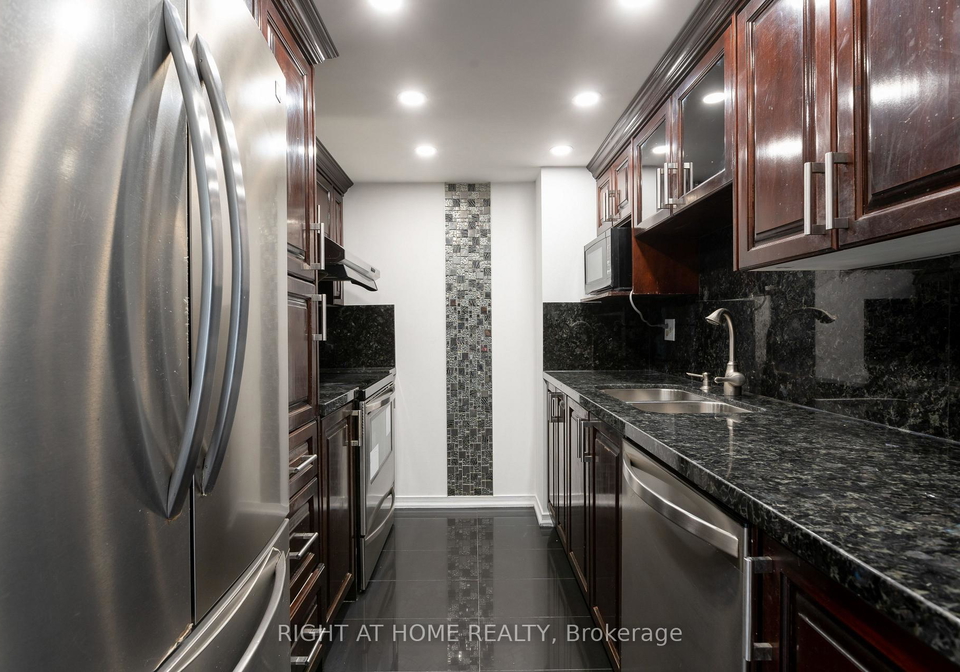 5-concorde-place-toronto-north-york-ontario-c13586758