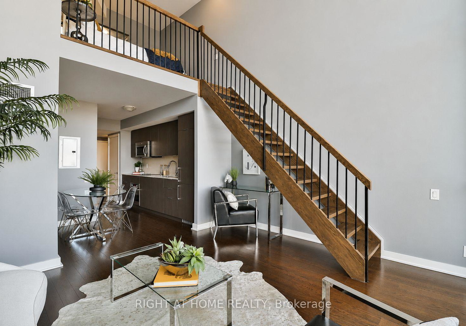 5-hanna-avenue-toronto-toronto-ontario-c13586794