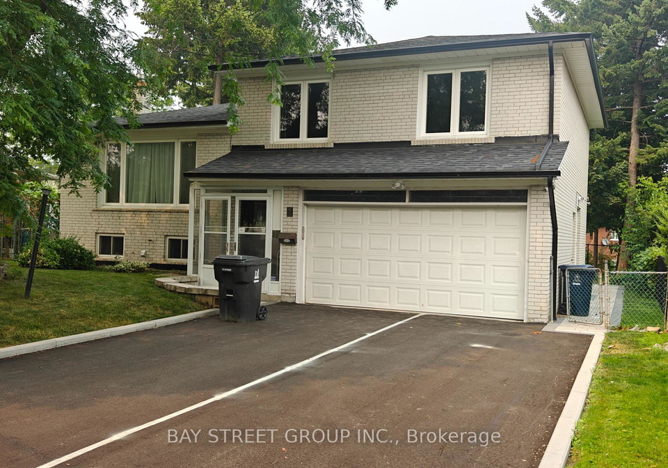 9-mosedale-crescent-toronto-north-york-ontario-c13586910