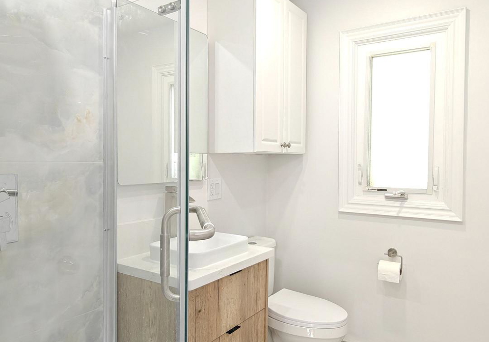 9-mosedale-crescent-toronto-north-york-ontario-c13586910