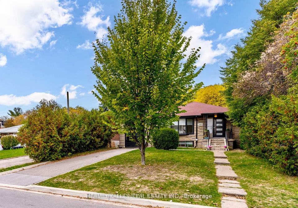 208-betty-ann-drive-toronto-toronto-ontario-c13586946