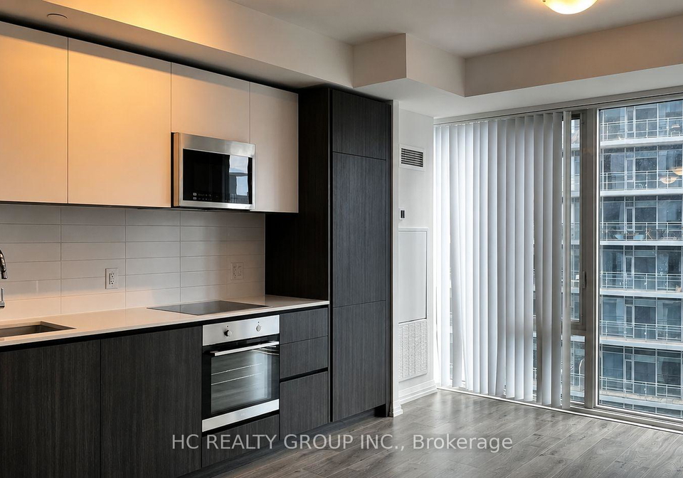 8-widmer-street-toronto-toronto-ontario-c13586952