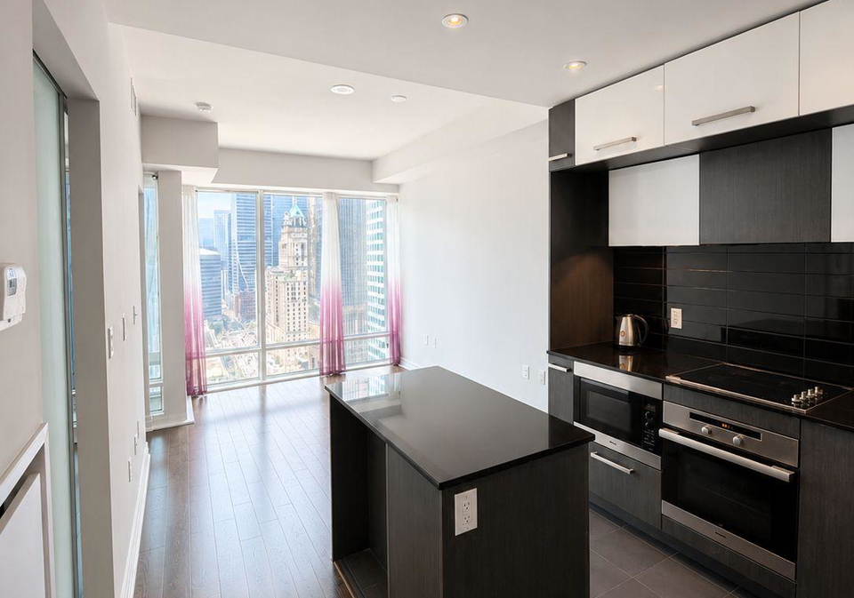 8-the-esplanade-toronto-toronto-ontario-c13587248