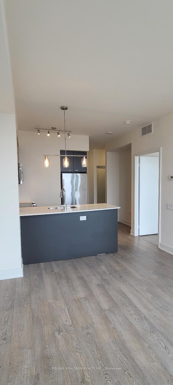 30-roehampton-avenue-toronto-toronto-ontario-c13587298
