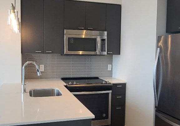 30-roehampton-avenue-toronto-toronto-ontario-c13587298