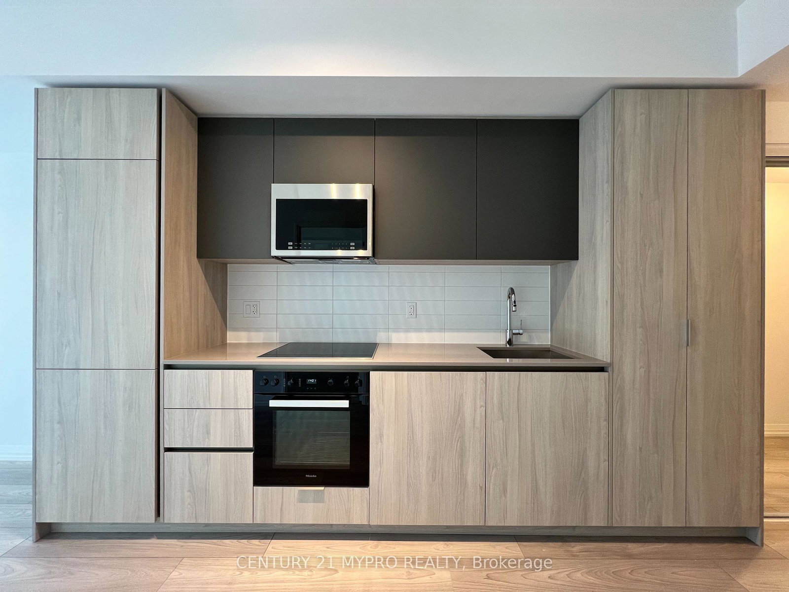 400-king-street-w-toronto-toronto-ontario-c13587372