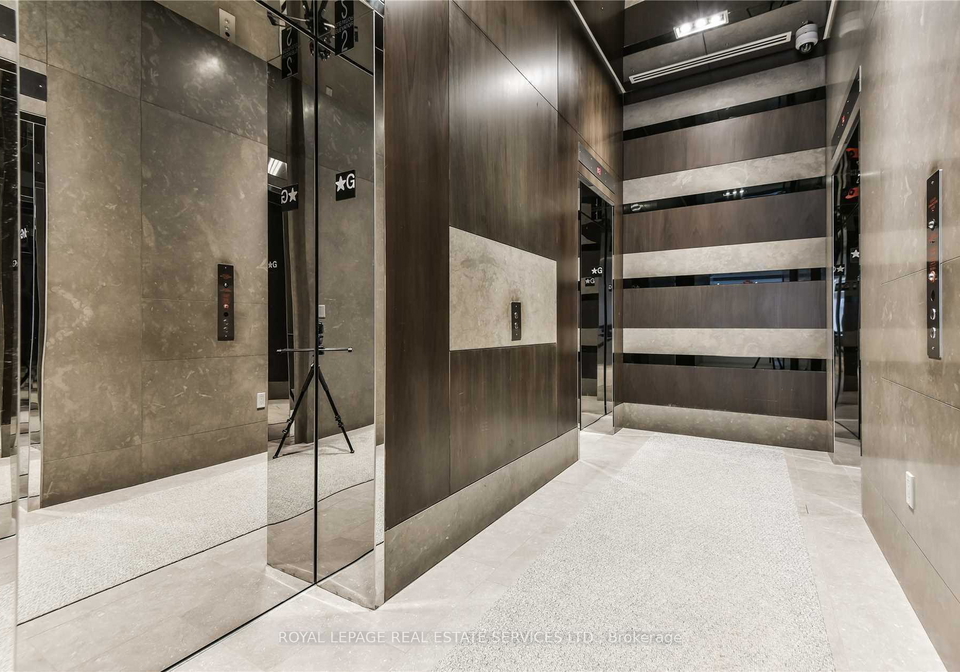 88-sheppard-avenue-e-toronto-north-york-ontario-c13587406