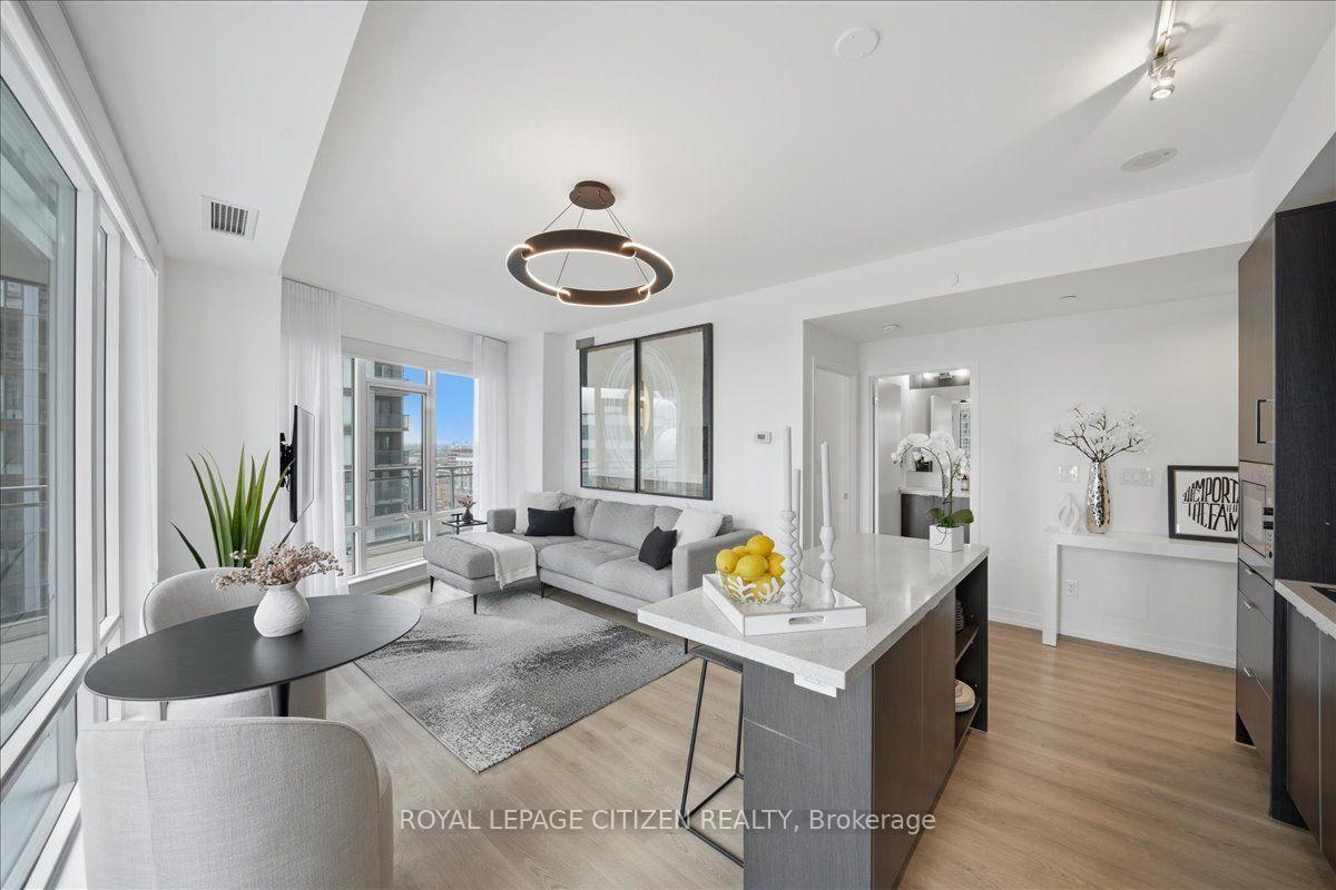 21-widmer-street-toronto-toronto-ontario-c13587810