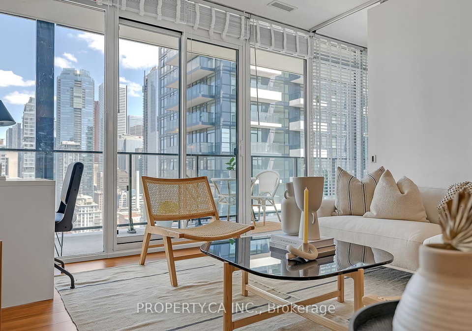 125-peter-street-toronto-toronto-ontario-c13587860