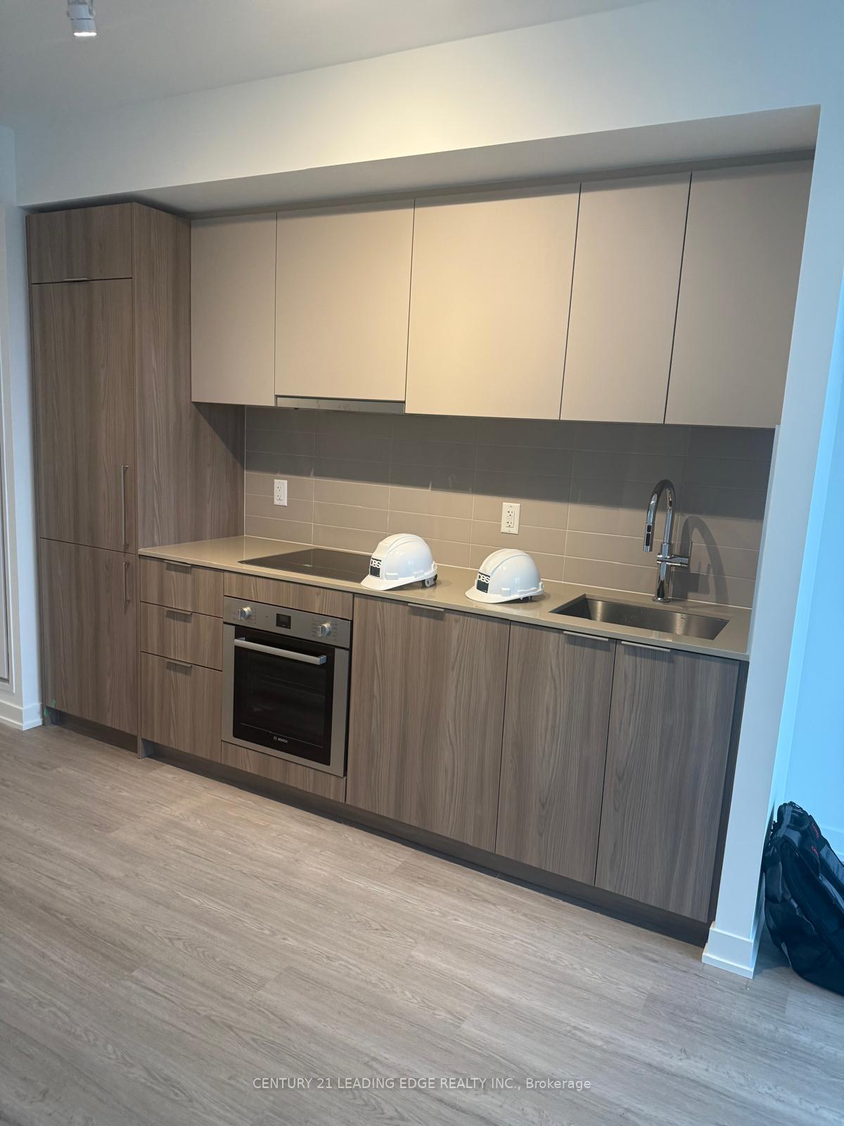 15-david-solomon-drive-toronto-east-york-ontario-c13588458