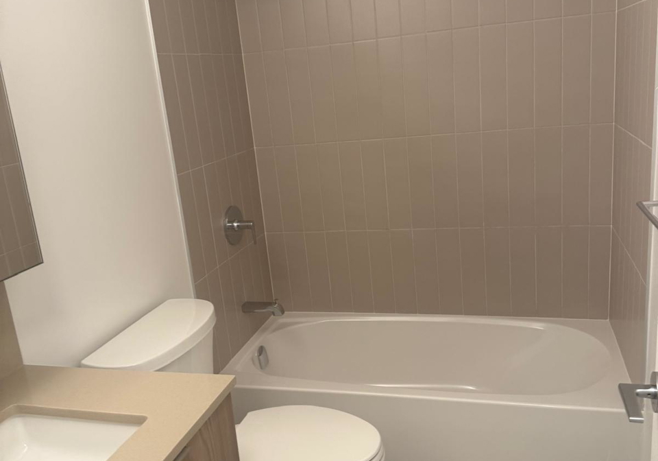 15-david-solomon-drive-toronto-east-york-ontario-c13588458