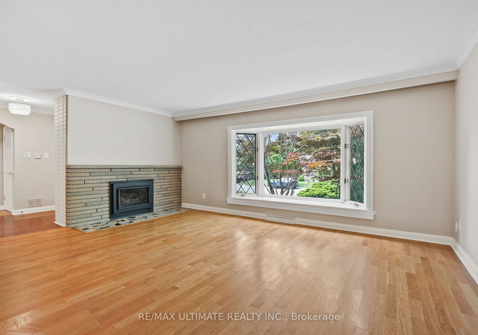 121-elvaston-drive-toronto-north-york-ontario-c13588490
