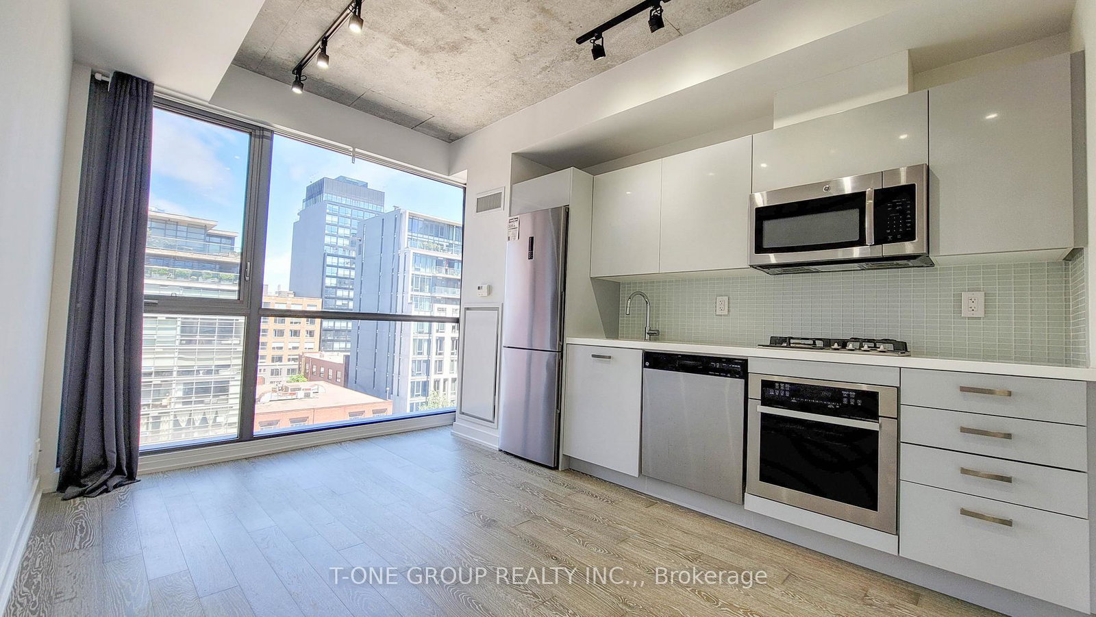 39-brant-street-toronto-toronto-ontario-c13588508