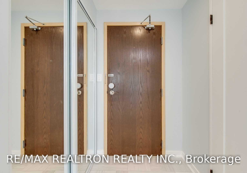 30-greenfield-avenue-toronto-north-york-ontario-c13588904