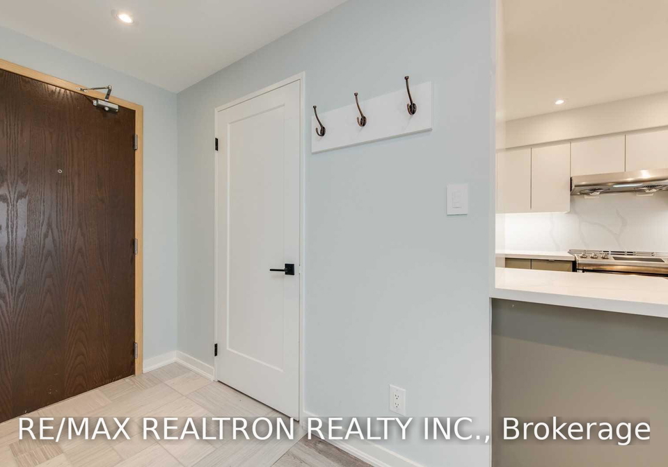 30-greenfield-avenue-toronto-north-york-ontario-c13588904