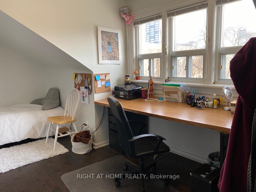 134-huron-street-toronto-toronto-ontario-c13589042