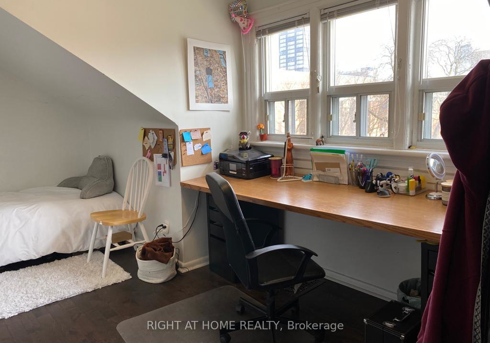 134-huron-street-toronto-toronto-ontario-c13589042