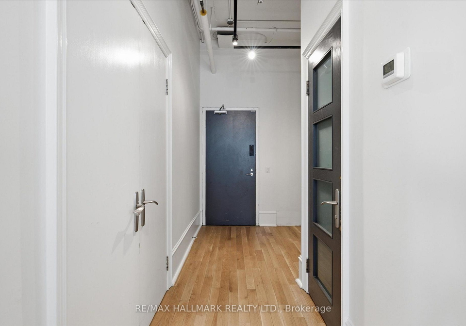 477-richmond-street-w-toronto-toronto-ontario-c13589092