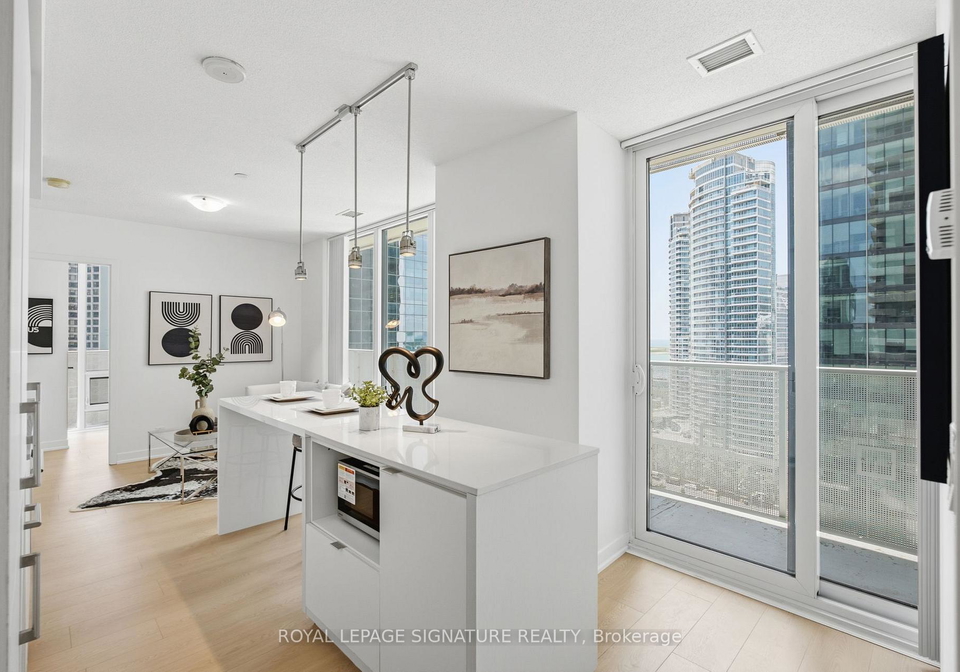 88-harbour-street-toronto-toronto-ontario-c13589118