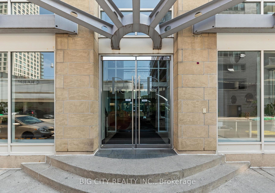 313-richmond-street-e-toronto-toronto-ontario-c13589120