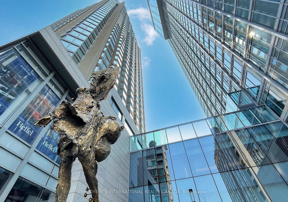 155-yorkville-avenue-toronto-toronto-ontario-c13589184