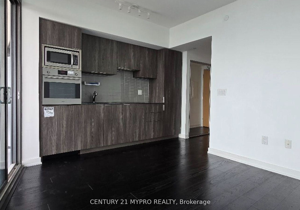 11-wellesley-street-toronto-toronto-ontario-c13589294